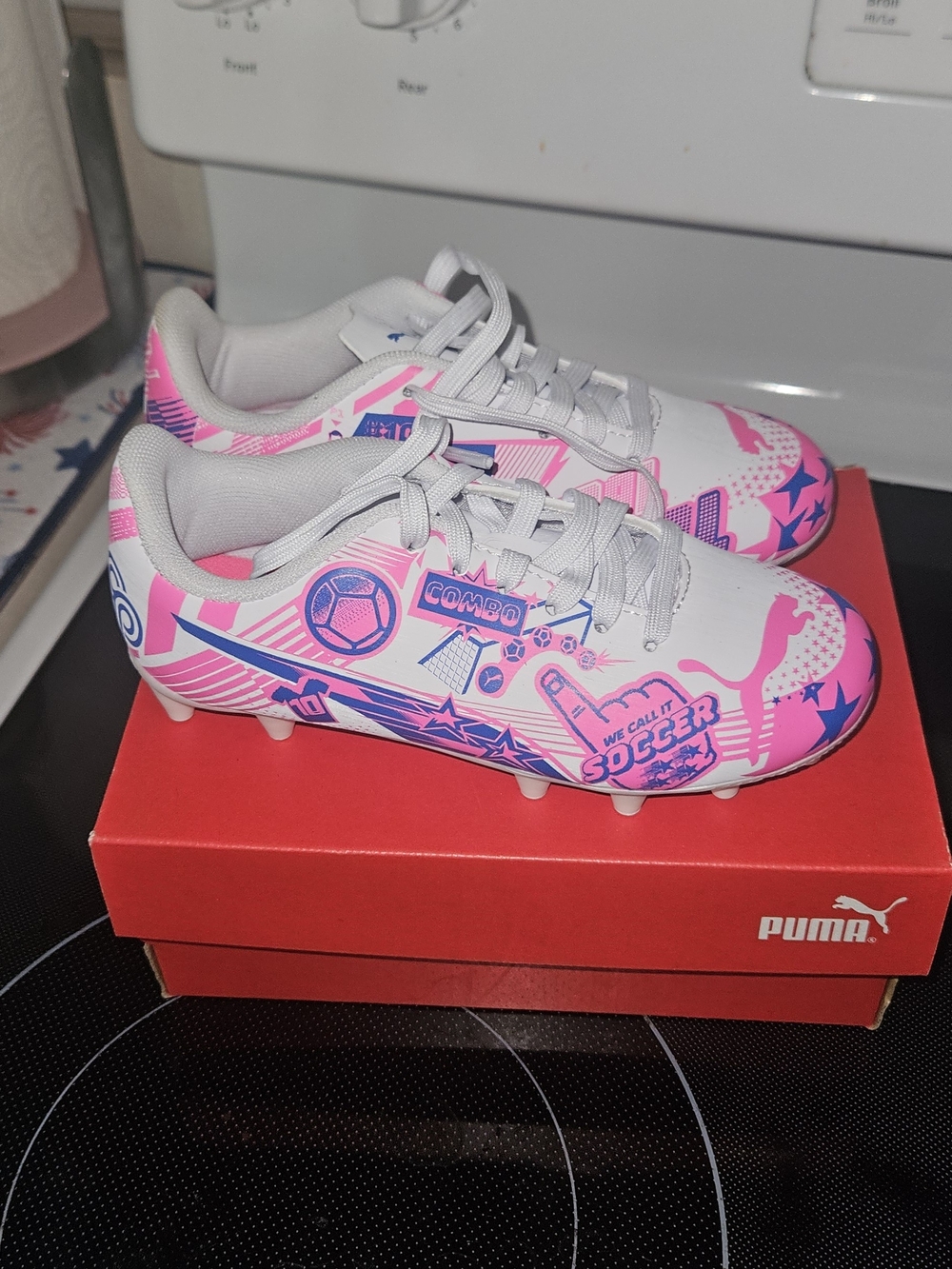 Puma Kids Soccer Cleats in White & Pink